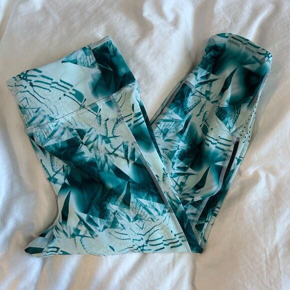 Adidas Supernova Climalite Crops - Picture 1 of 12